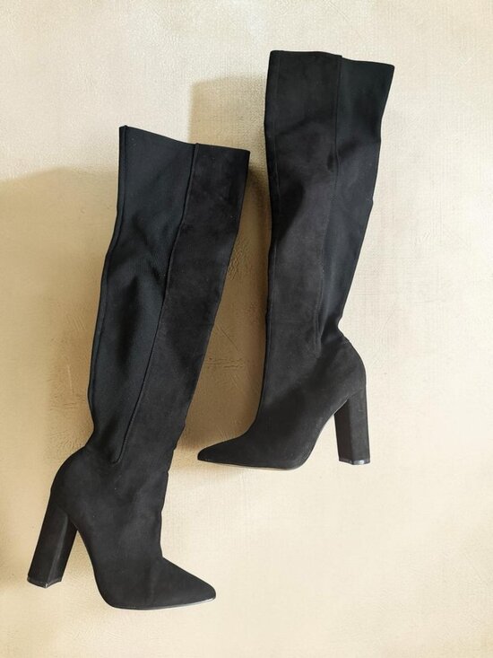 Express Shoes - EXPRESS Pull On Black Knee High Stretch Boots Size 8 NEW NWT